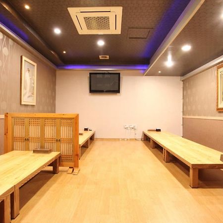 Metro Pol Tourist Hotel Pyeongtaek Eksteriør bilde