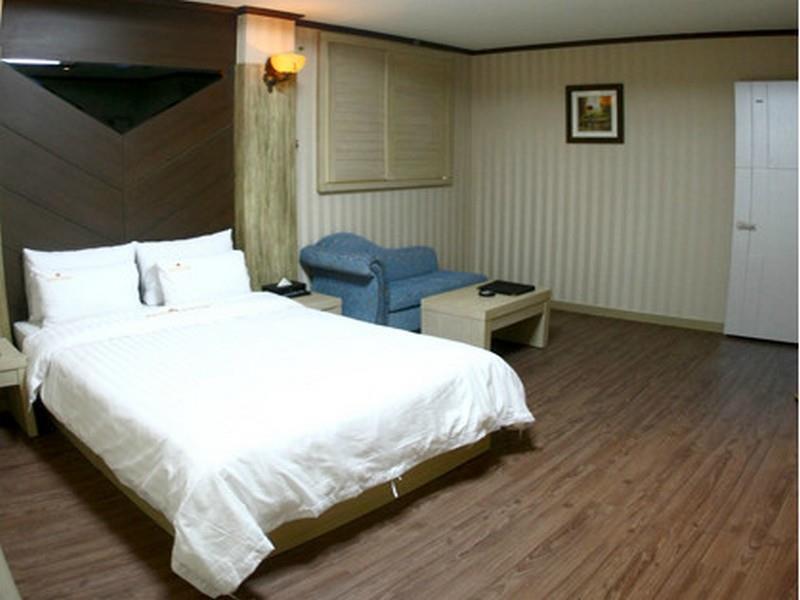 Metro Pol Tourist Hotel Pyeongtaek Eksteriør bilde