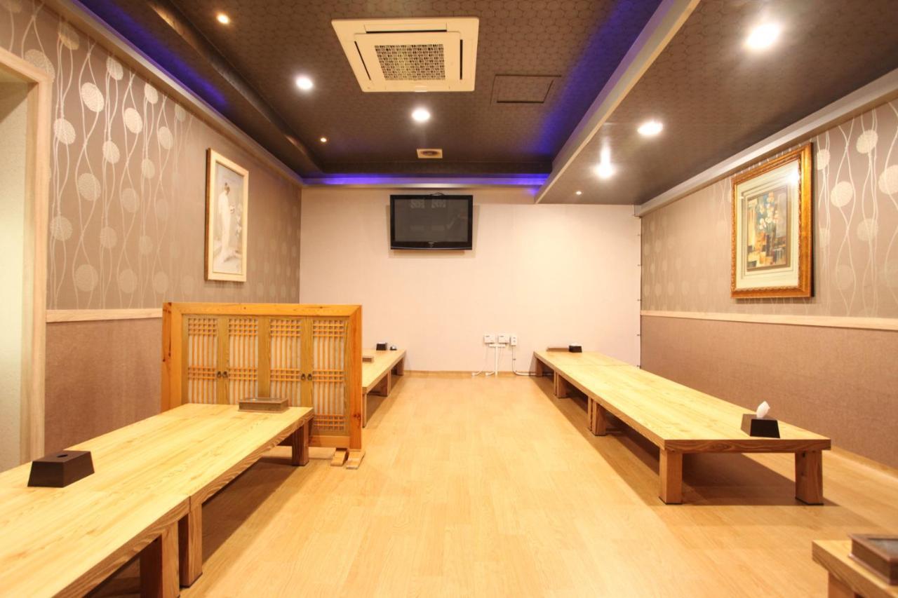 Metro Pol Tourist Hotel Pyeongtaek Eksteriør bilde