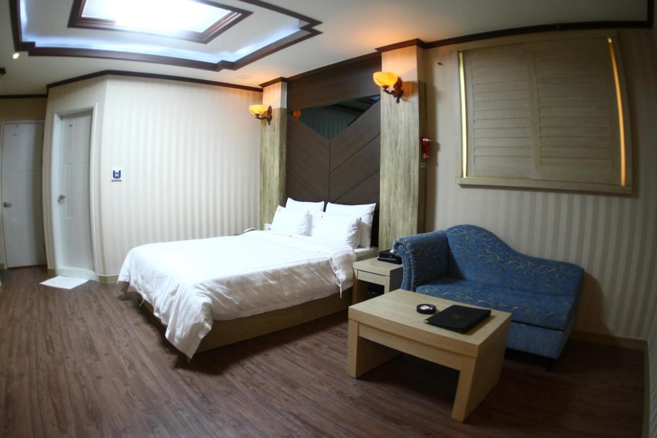 Metro Pol Tourist Hotel Pyeongtaek Rom bilde