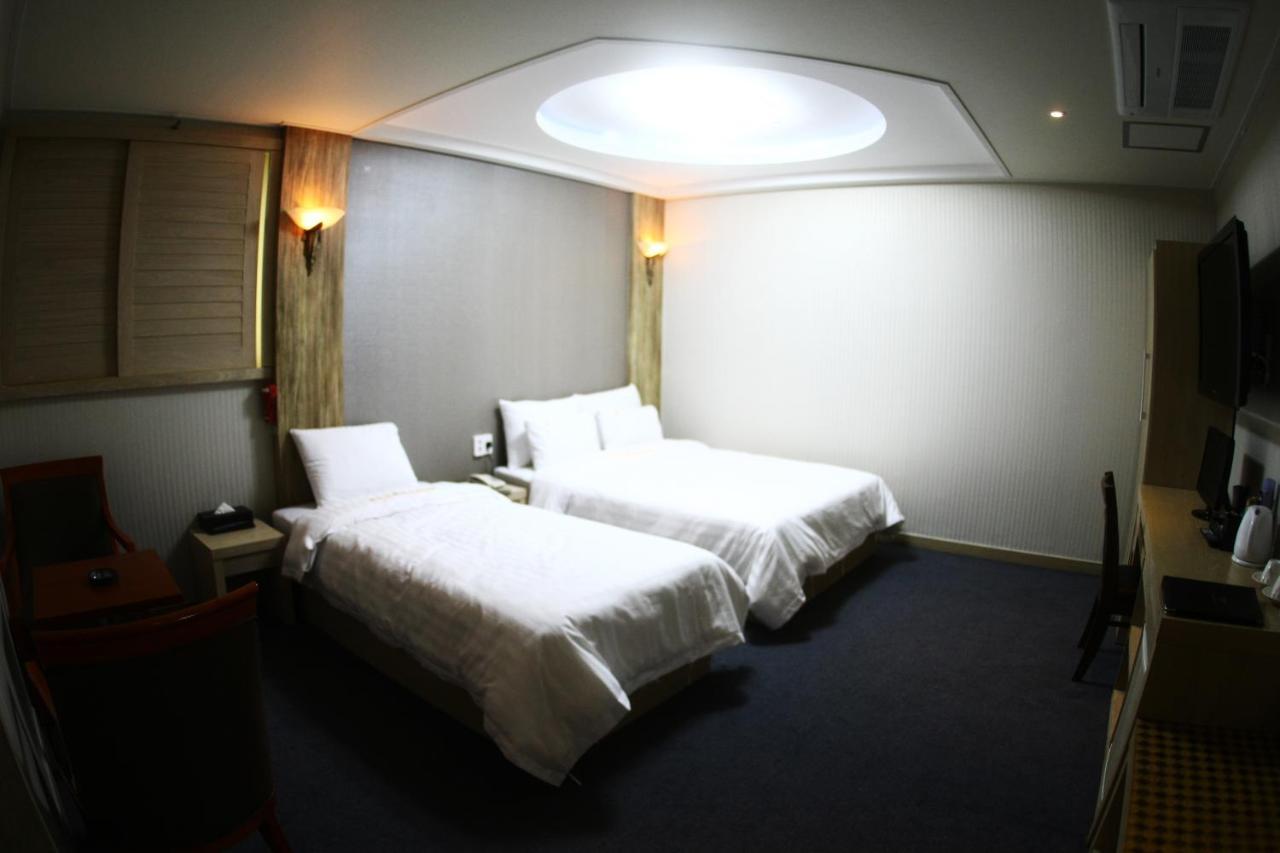 Metro Pol Tourist Hotel Pyeongtaek Rom bilde
